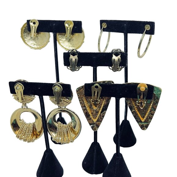 Vintage Lot of 5 Heavy Gold Tone Clip On Earrings (5506) - Picture 9 of 9